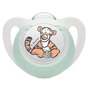 Πιπίλα Σιλικόνης NUK Star με θήκη και κρίκο 6-18 Μηνών Winnie Tiger | Υγιεινή και Φροντίδα στο Fatsules