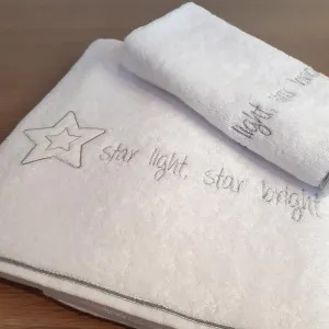 Σετ Πετσέτες 2 τμχ. Baby Oliver "Star Light, Star Bright" Λευκό-Γκρι 30x50 / 70x140cm | Σετ πετσέτες - Μπουρνουζάκια στο Fatsules