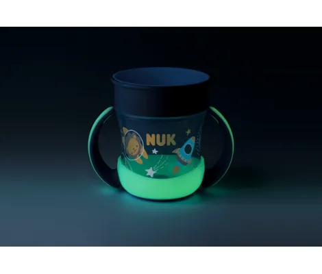 Nuk Mini Magic Cup Night Εκπαιδευτικό Ποτηράκι με Χείλος & Καπάκι 6m+ Mickey Mouse | Θερμός υγρών και παγουρίνα στο Fatsules