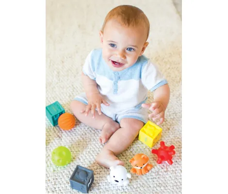 Το πρώτο σετ παιχνιδιού για νεογέννητα Infantino Baby's 1st Playset | Παιδικά παιχνίδια στο Fatsules